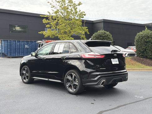 Used 2020 Ford Edge ST w/ Equipment Group 401A AWD/4WD image 16