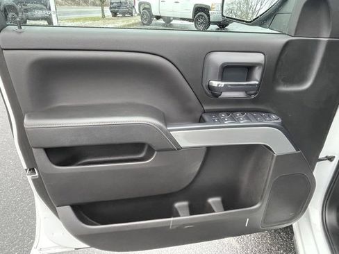 Used 2018 Chevrolet Silverado 1500 LT w/ Redline Edition image 26