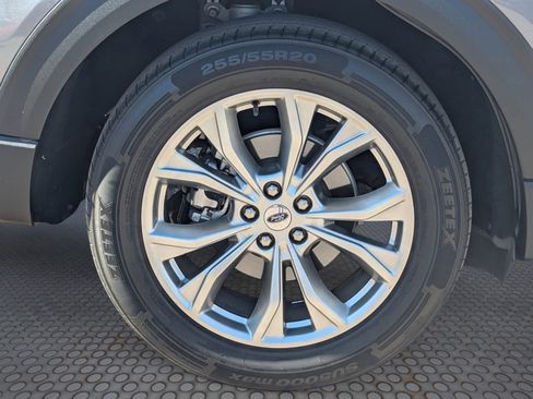 Used 2021 Ford Explorer XLT w/ Equipment Group 202A image 10