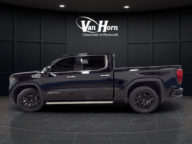 Used 2023 GMC Sierra 1500 Denali w/ Denali Reserve Package AWD/4WD image 4