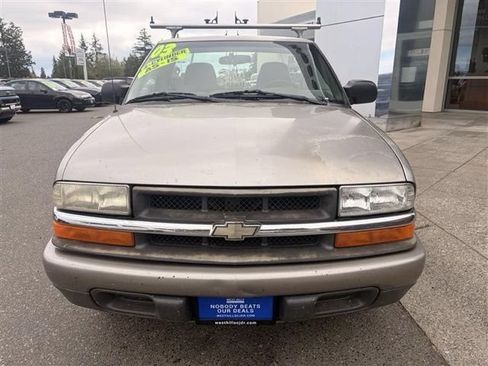 Used 2003 Chevrolet S10 Pickup LS RWD image 10