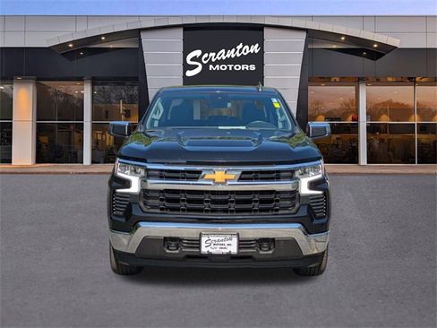 Used 2022 Chevrolet Silverado 1500 LT image 8