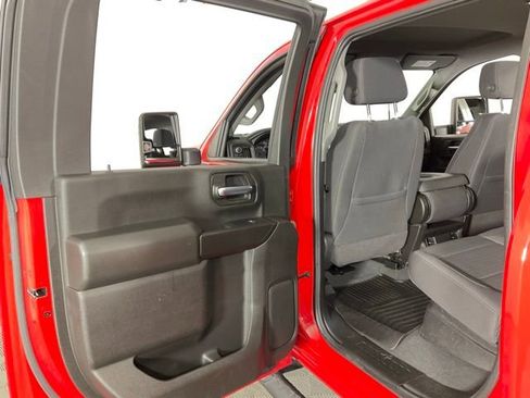 Used 2022 Chevrolet Silverado 2500 Custom w/ Custom Value Package image 27