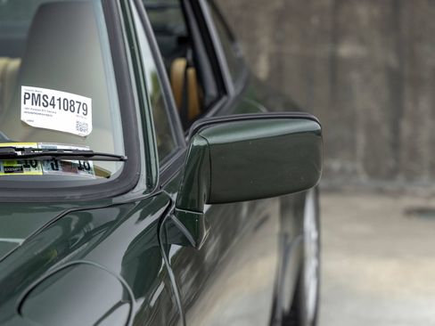 Used 1991 Porsche 911 Carrera RWD image 17