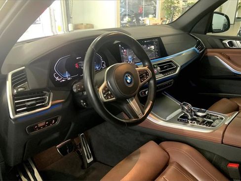 Used 2022 BMW X5 xDrive45e w/ M Sport Package image 13
