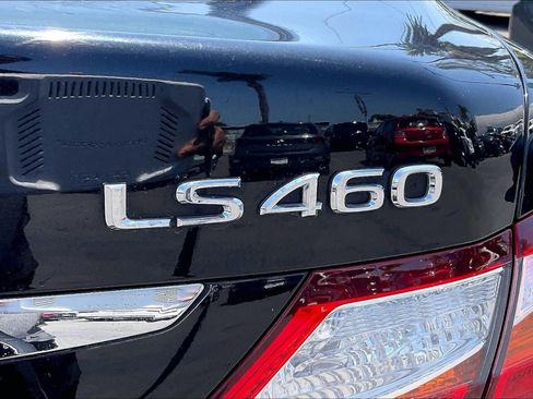 Used 2010 Lexus LS 460 RWD image 8