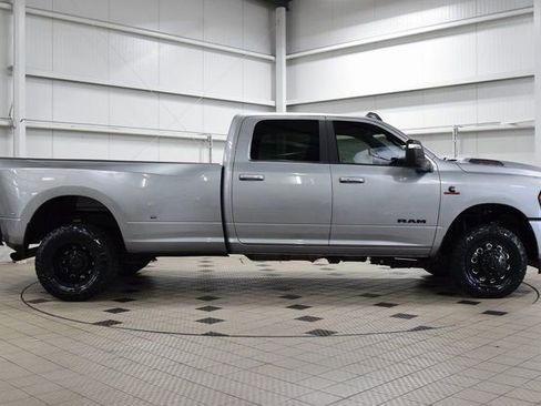 Used 2024 RAM 3500 Laramie w/ Night Edition image 8