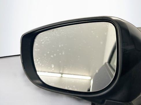 Used 2024 Subaru Crosstrek 2.0i AWD/4WD image 16