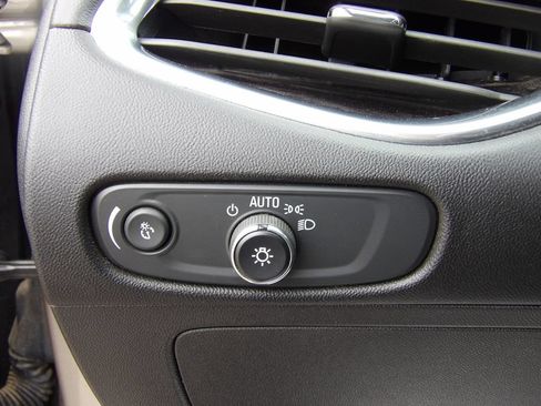 Used 2024 Chevrolet Malibu LT FWD image 14