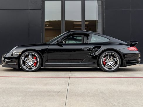 Used 2008 Porsche 911 Turbo image 9