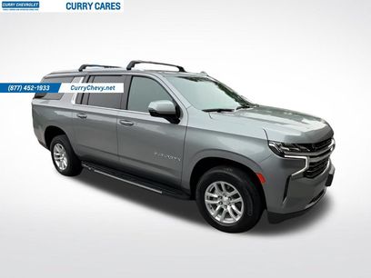 Used 2023 Chevrolet Suburban LT w/ Luxury Package