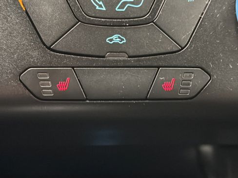 Used 2017 Ford Fusion SE FWD image 30