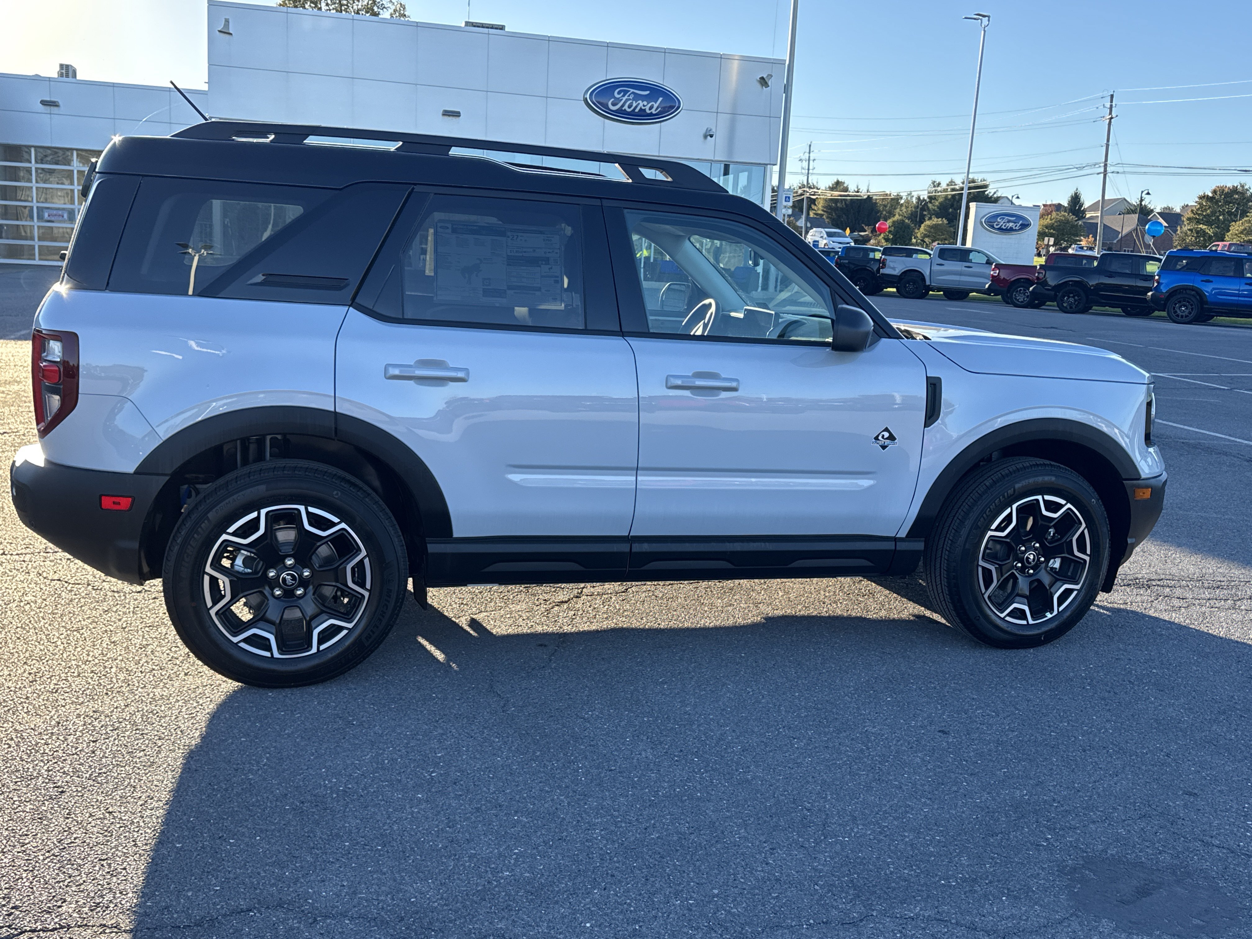 New 2026 Ford Bronco Sport Outer Banks w/ Interior Protection Package AWD/4WD image 2