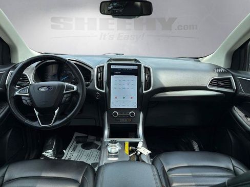 Certified 2022 Ford Edge SEL w/ Convenience Package AWD/4WD image 3