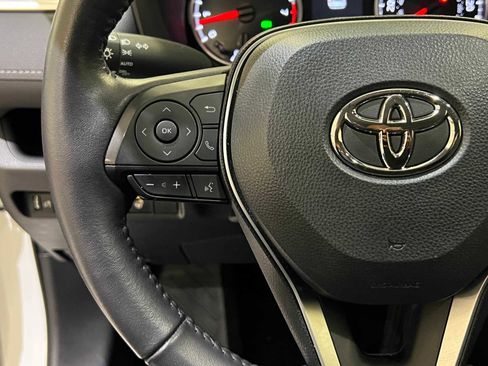Certified 2022 Toyota RAV4 XLE image 21