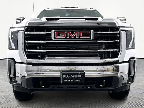Used 2024 GMC Sierra 2500 SLT w/ SLT Premium Package AWD/4WD image 2