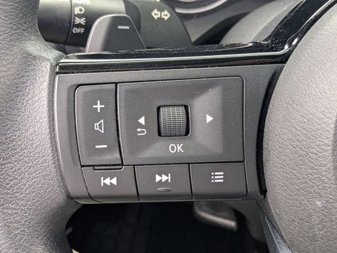 Used 2021 Nissan Rogue SV AWD/4WD image 24