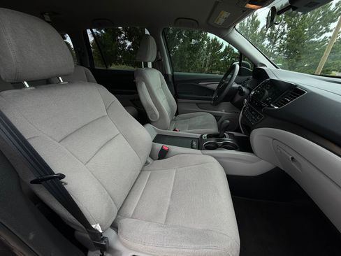 Used 2020 Honda Pilot EX image 13