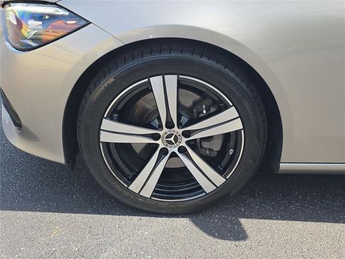 Used 2022 Mercedes-Benz C 300 Sedan image 7