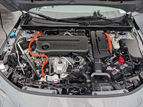 Certified 2025 Honda Civic Sport image 23