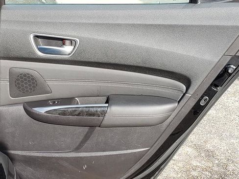 Used 2018 Acura TLX w/ Technology Package image 16