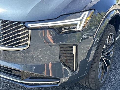 New 2026 Volvo XC90 B6 Ultra w/ Protection Package AWD/4WD image 8