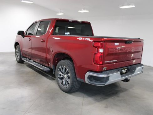 Used 2023 Chevrolet Silverado 1500 LT AWD/4WD image 7