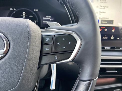 New 2026 Lexus RX 450h 450h+ Luxury image 17