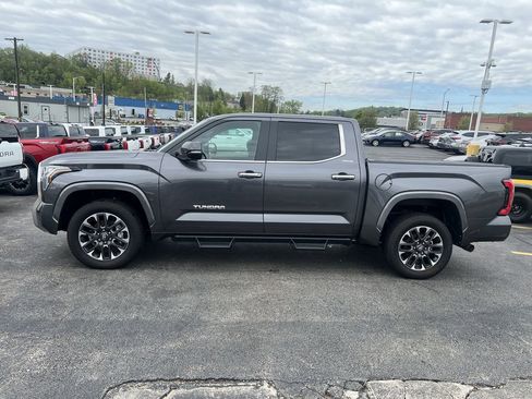 New 2025 Toyota Tundra Limited image 2