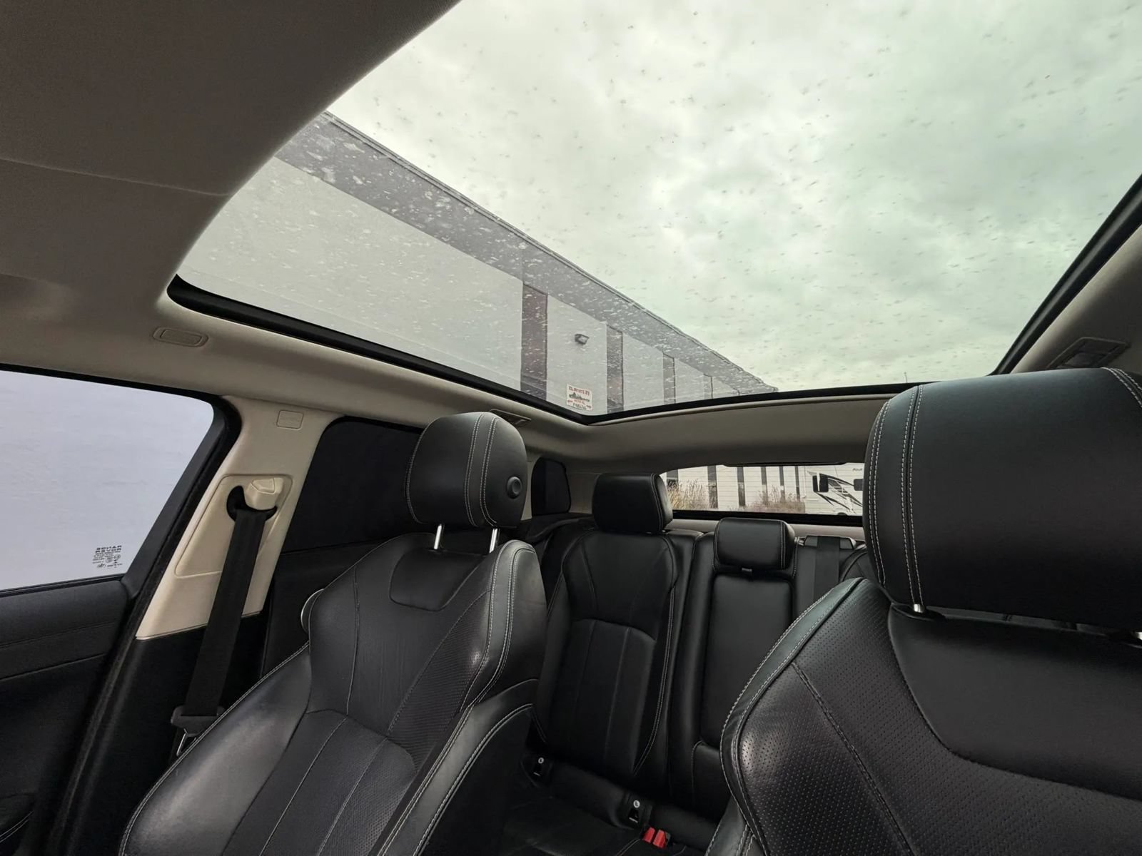 Used 2017 Land Rover Range Rover Evoque HSE AWD/4WD image 17