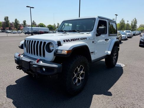Used 2023 Jeep Wrangler Rubicon w/ Cold Weather Group AWD/4WD image 3