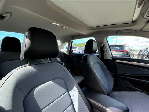 New 2026 Volkswagen Jetta SE FWD image 22