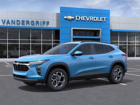 New 2026 Chevrolet Trax LT w/ Driver Confidence Package FWD image 24
