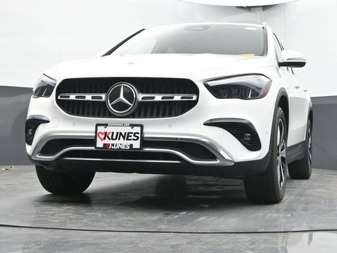 Used 2025 Mercedes-Benz GLA 250 image 46