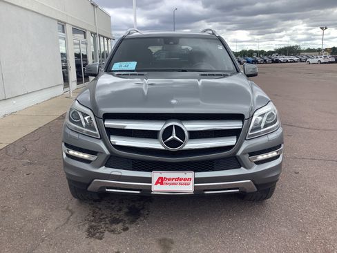 Used 2015 Mercedes-Benz GL 450 4MATIC image 3