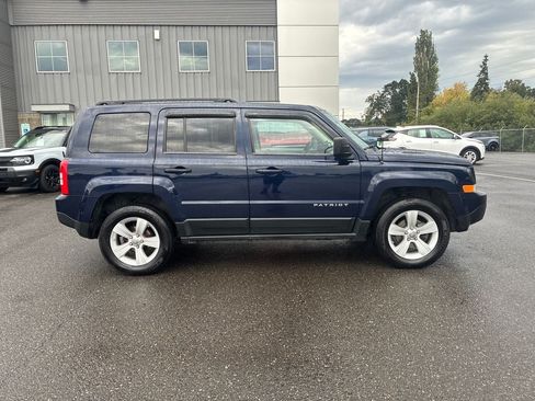 Used 2012 Jeep Patriot Sport w/ PWR Value Group AWD/4WD image 7