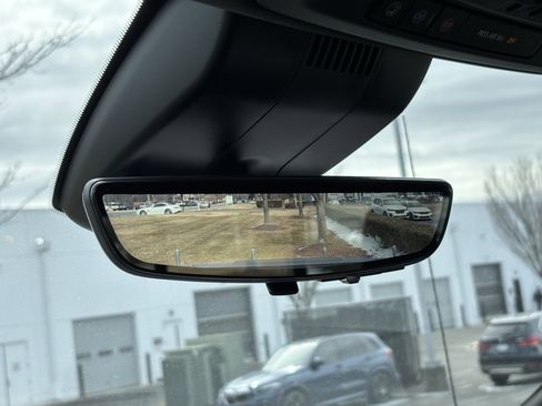 Used 2024 GMC Sierra 1500 AT4 w/ Technology Package image 27