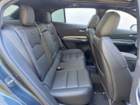 Used 2020 Cadillac XT4 Premium Luxury w/ Cold Weather Package image 40