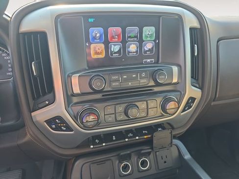 Used 2018 GMC Sierra 1500 SLT AWD/4WD image 10