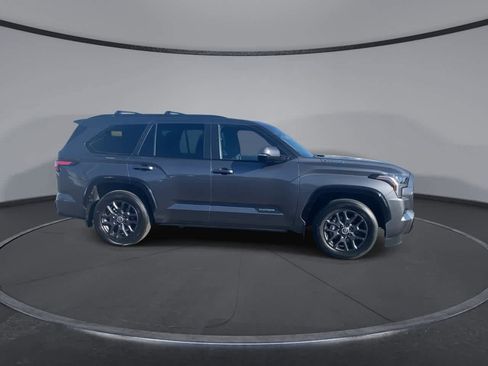 Certified 2024 Toyota Sequoia Platinum AWD/4WD image 8