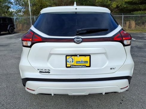 Used 2023 Nissan Kicks SV image 22