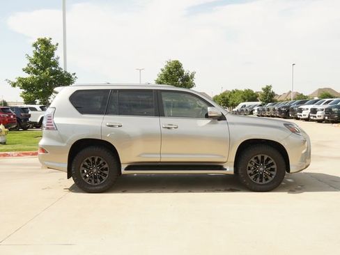 Used 2023 Lexus GX 460 Premium AWD/4WD image 10