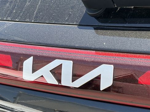 Used 2025 Kia Seltos EX w/ EX Sunroof Package FWD image 4