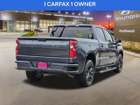 Used 2021 Chevrolet Silverado 1500 Custom w/ LPO, Dark Essentials Package RWD image 7