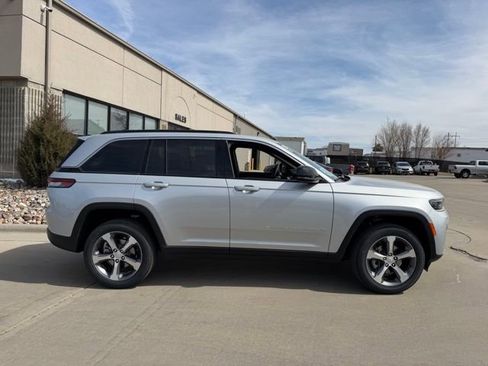 New 2026 Jeep Grand Cherokee Limited image 5