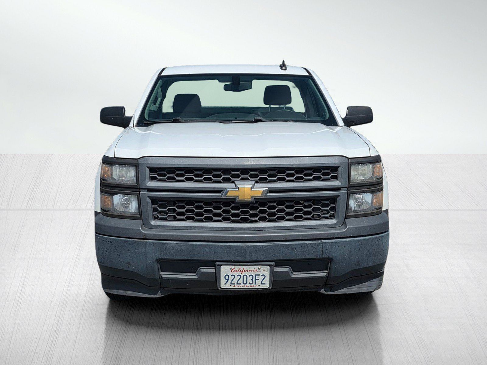 Used 2015 Chevrolet Silverado 1500 W/T RWD image 2