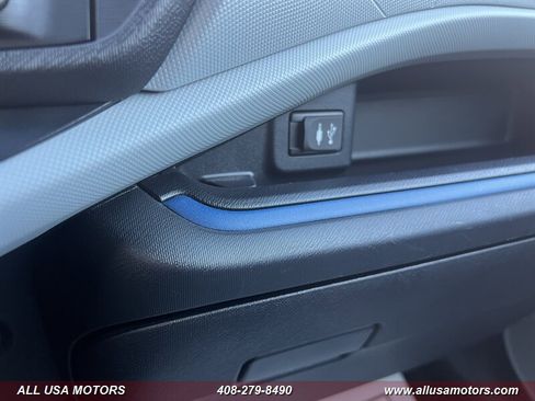 Used 2012 Toyota Prius C One image 34