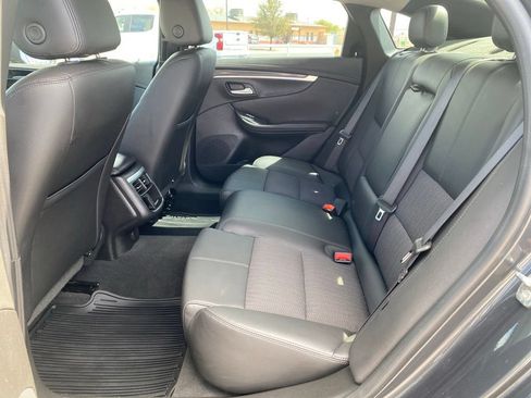 Used 2019 Chevrolet Impala LT w/ LT Convenience Package FWD image 24