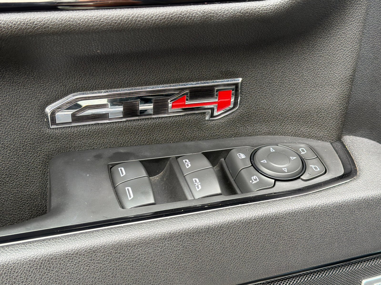 Certified 2025 GMC Sierra 1500 AT4 AWD/4WD image 11