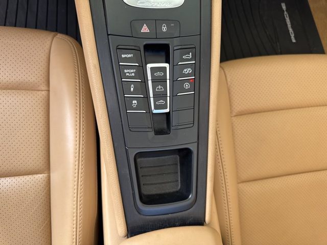Used 2016 Porsche 911 Carrera GTS RWD image 23